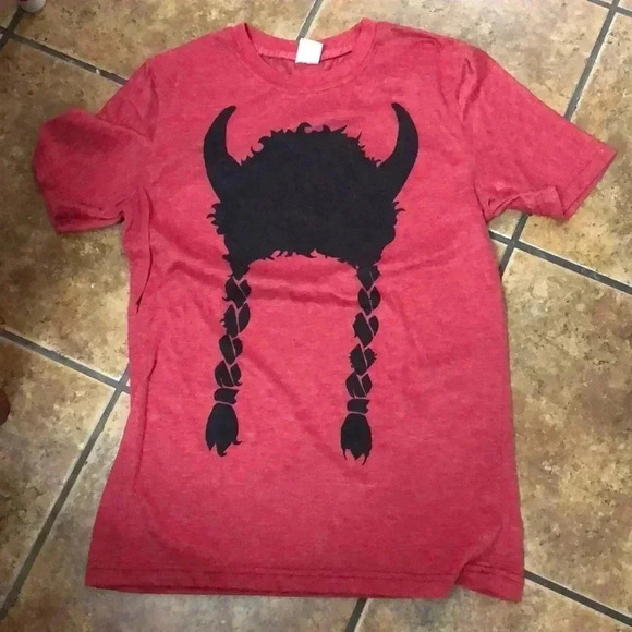Warrior Dash T-Shirt Viking with Braids - Picture 1 of 4